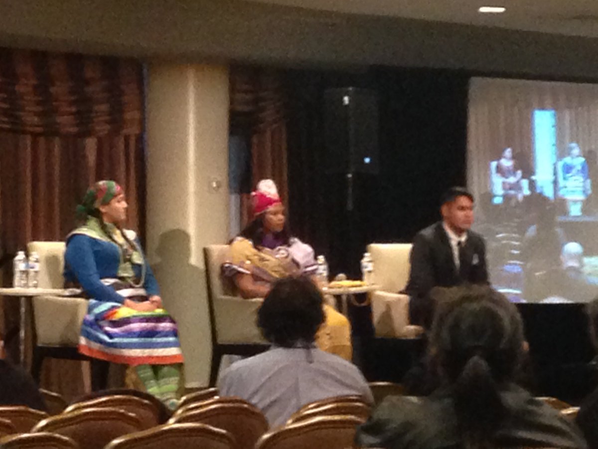 AmericanBruja's tweet photo. Inspiring panel of youth leaders. As a bonus, the young man to the right is an author! Check out "The State Series." #ACFNativemtg17 https://t.co/yzB4DkZD9z