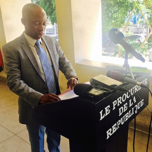 AfricaBaobabNet's tweet photo. #Justce Claude Wilfrid #Etoka attaque en justice à #Brazzaville Roland #Nitou et #Ounikouela Marie Rosepour injures, menaces et diffamations commises à #Versailles en #France relayées sur les réseaux sociaux https://t.co/4FlWmLAEkw