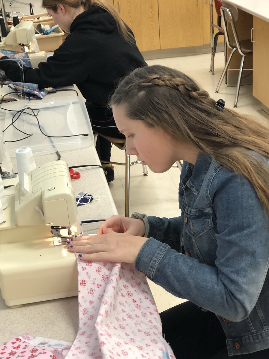 SarahMarik's tweet photo. @YorkFccla Students are working hard on sewing dignity scarves for local assisted living center. @YHSFCS @Yorkactivities #communityservice https://t.co/fGBIS4ieEb
