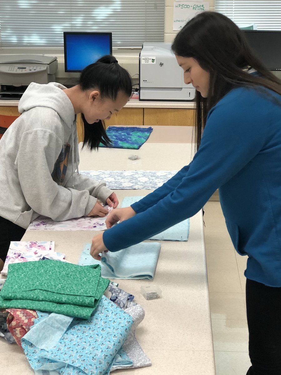 SarahMarik's tweet photo. @YorkFccla Students are working hard on sewing dignity scarves for local assisted living center. @YHSFCS @Yorkactivities #communityservice https://t.co/fGBIS4ieEb