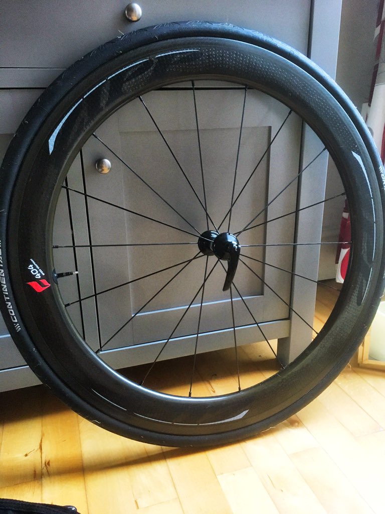 green_cd's tweet photo. @cyclingweekly Went to my LBS for a chain, came home with a pair of Zipp 404 Firestrike ltd edition wheels. https://t.co/ntQsu4ksiN
