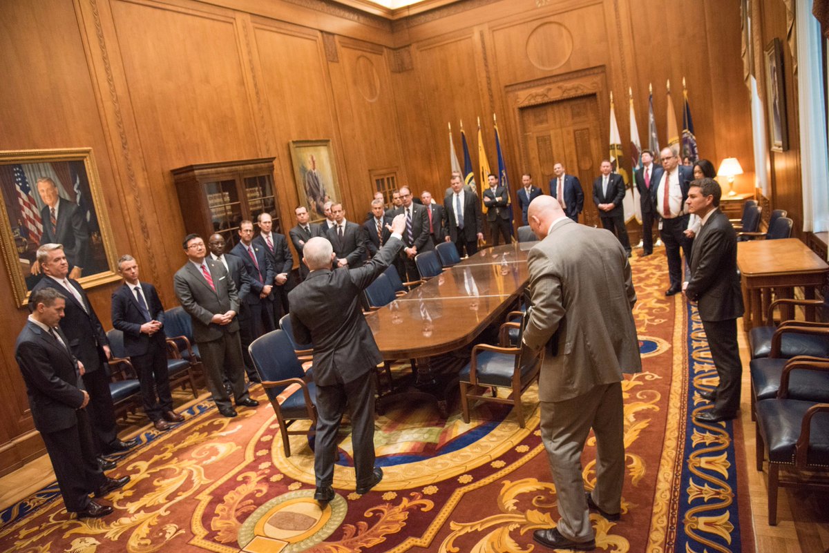 Attorney General Sessions welcomes U.S. Attorneys to the Justice Department