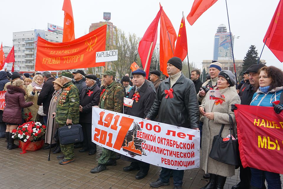 Полиция проверяет сообщения о заминировании Святошинско-Броварской линии метро и палаточного городка на Майдане - Цензор.НЕТ 5933