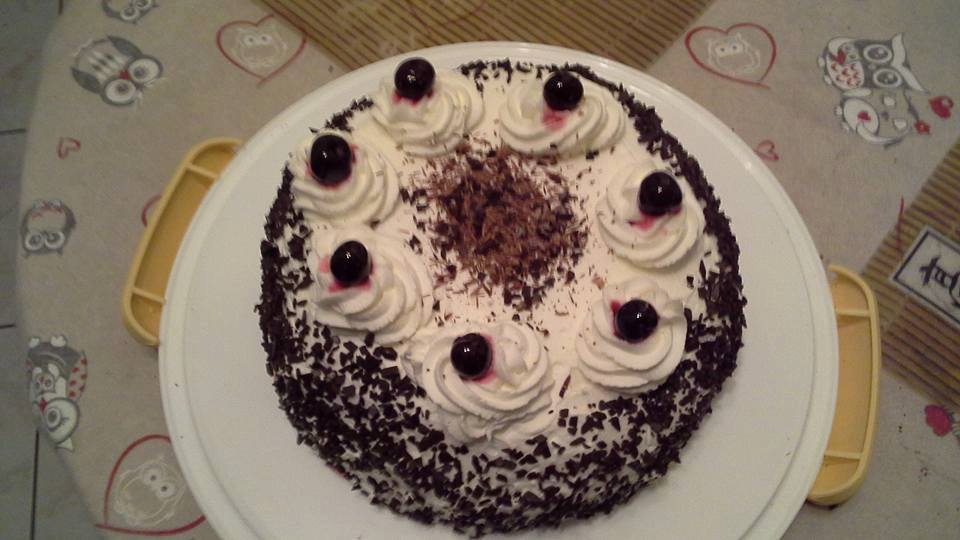 Gandolfo89's tweet photo. #Schwarzwald #forestanera #dolci https://t.co/GMBhqqi2Qo