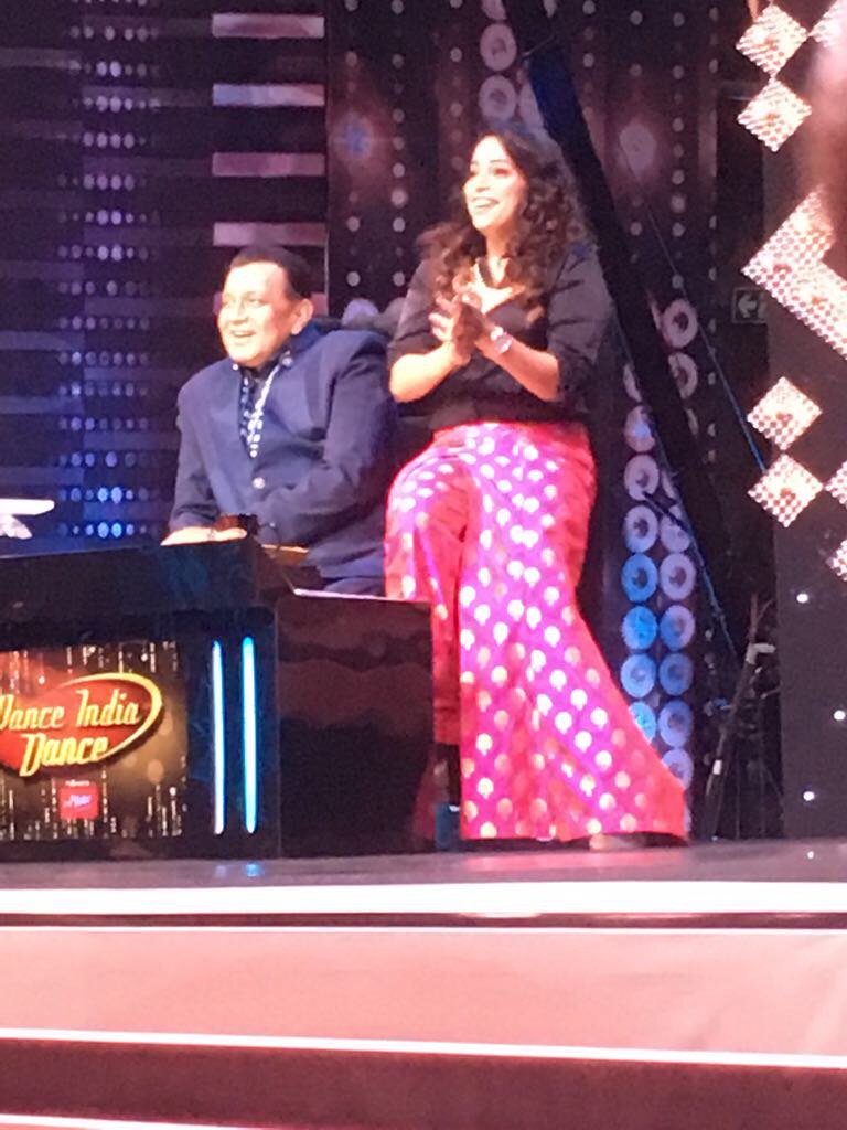 pradhan_mini's tweet photo. I simply loved this look, thanks Jerry you just made my day...... did 6 🙏🏻Dance ki asli id did https://t.co/uTjtbq3hn0