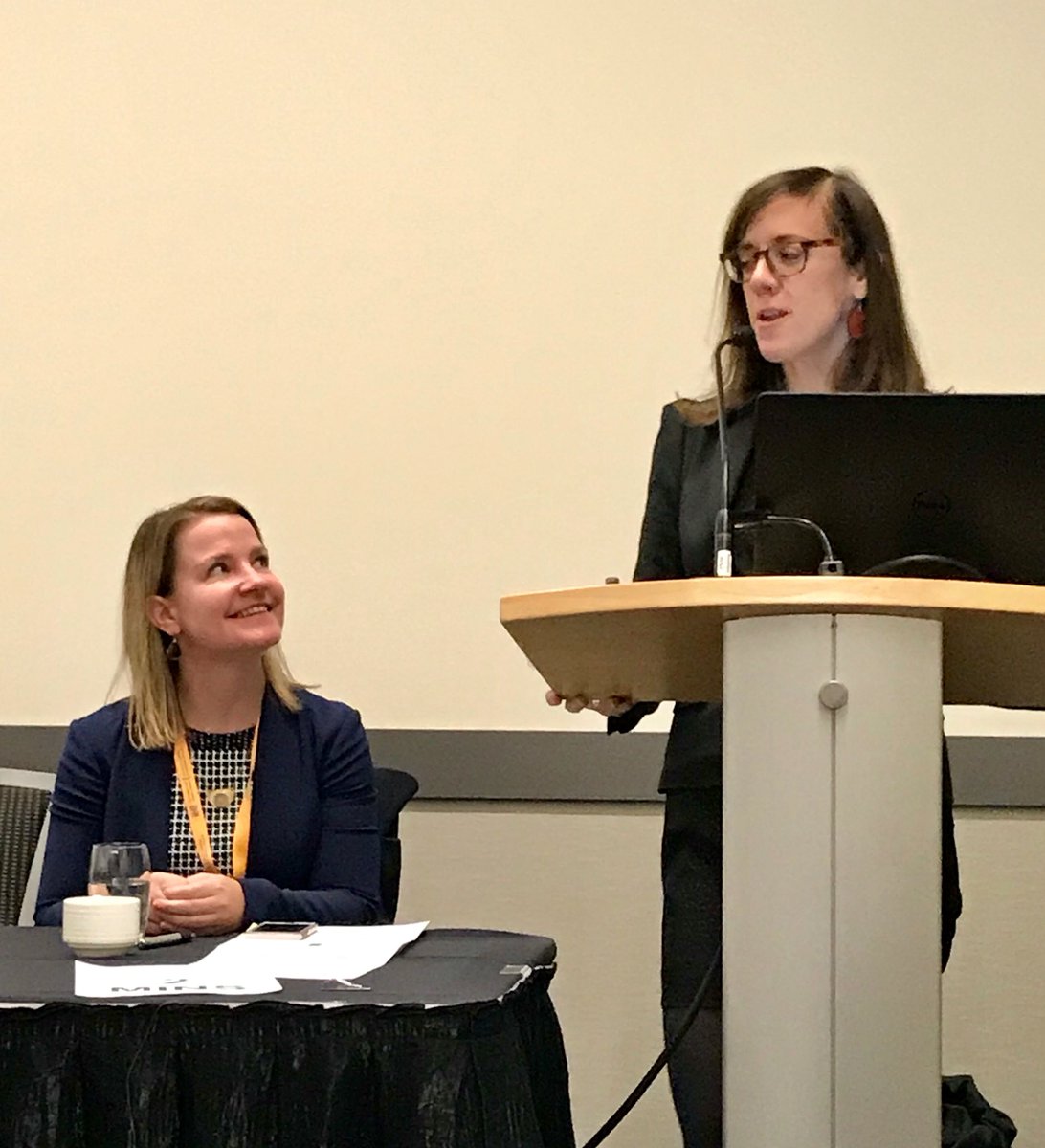 Our ON-DECK KT event yesterday was all about collaboration! Here's team lead <a href="/liz272/">Liz</a> with <a href="/CAREXCanada/">CAREX Canada</a>'s Alison Palmer #CCRC2017