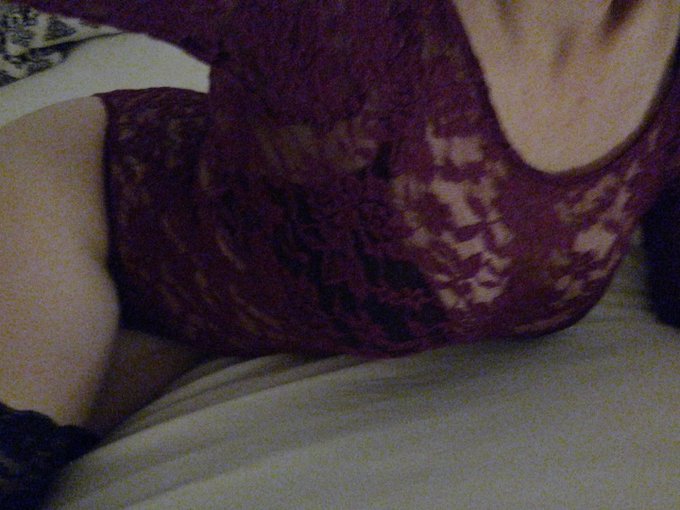 Live now with my girl sexy sia @ #dkwebcam https://t.co/13GtZM7rIZ<a href="/tag/dkwebcam"class="tags">#dkwebcam</a>