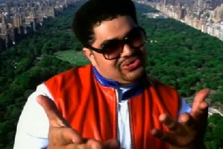 OfficiallyJamo's tweet photo. HEAVY D IS ONE THE REASON I LOVED BEING A TEENAGER IN THE 90'S!! GOOD MUSIC, DANCE MOVES AND COOL OUTFITS!! #RIPHeavy #SixYearsToday https://t.co/u7TkjoBy4A