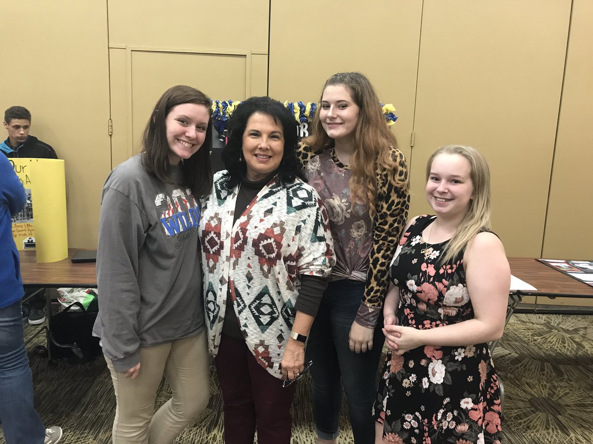 WithrowEng2's tweet photo. What an amazing and fulfilling day! So proud of my students! They were excited to share their hometown heroes with the community. Many families and heroes came to join in the fun!! #ChooseaHeroBeaHero #sulsprhs #sulsprisd https://t.co/7vzmRNnrzx
