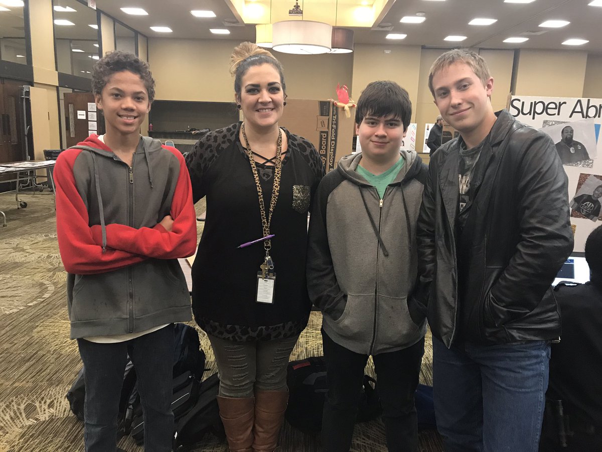 WithrowEng2's tweet photo. What an amazing and fulfilling day! So proud of my students! They were excited to share their hometown heroes with the community. Many families and heroes came to join in the fun!! #ChooseaHeroBeaHero #sulsprhs #sulsprisd https://t.co/7vzmRNnrzx