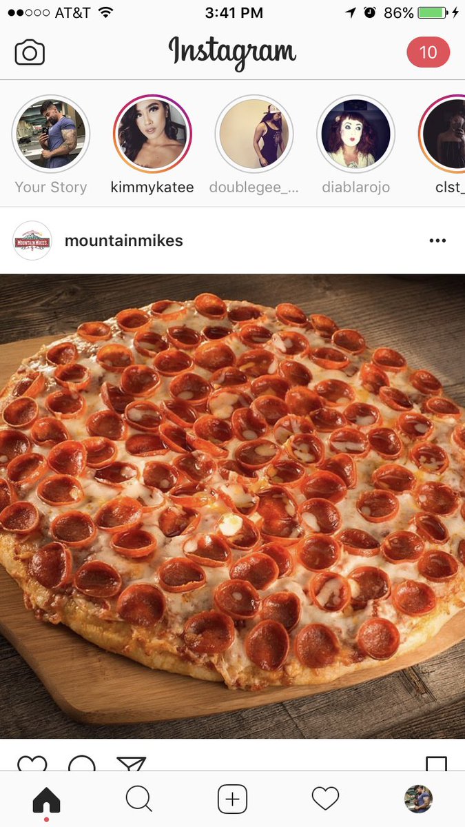 Conlabrisa's tweet photo. Dude, I've been feening @MountainMikes and this shit pops up on my ig. #nomanches #takenehome #fatassgang #doublechinsquad #jigglemob https://t.co/pX9HROpeP5