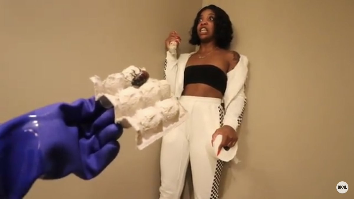 thereallahkya_'s tweet photo. Why Kenneth Why @RollPlanes__ 😂😂😂 @ShortyMacShort_ face expression was hilarious 😆 #Prankoftheweek #TeamKen https://t.co/pqQ6jqB1vo