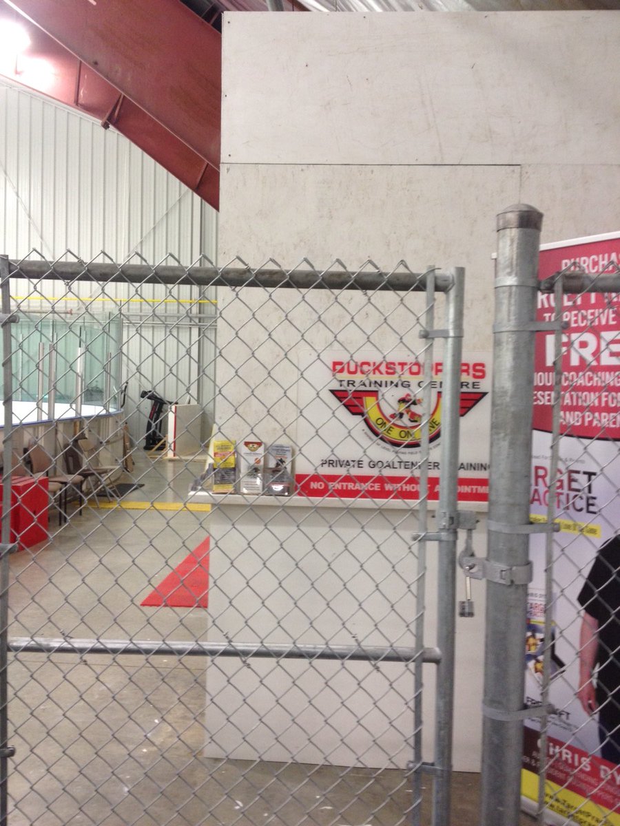 Puckstoppers's tweet photo. Our new location is continuing to look better each day! We hope to have it completed in the next few weeks! https://t.co/Qsubiis5Y7