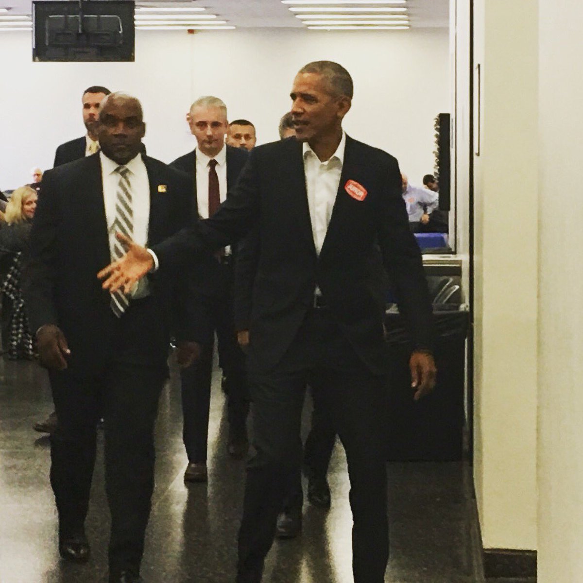 Robzee88's tweet photo. Thanks to @BarackObama for making civic engagement fun for everyone today! https://t.co/ILPl5F3GMU