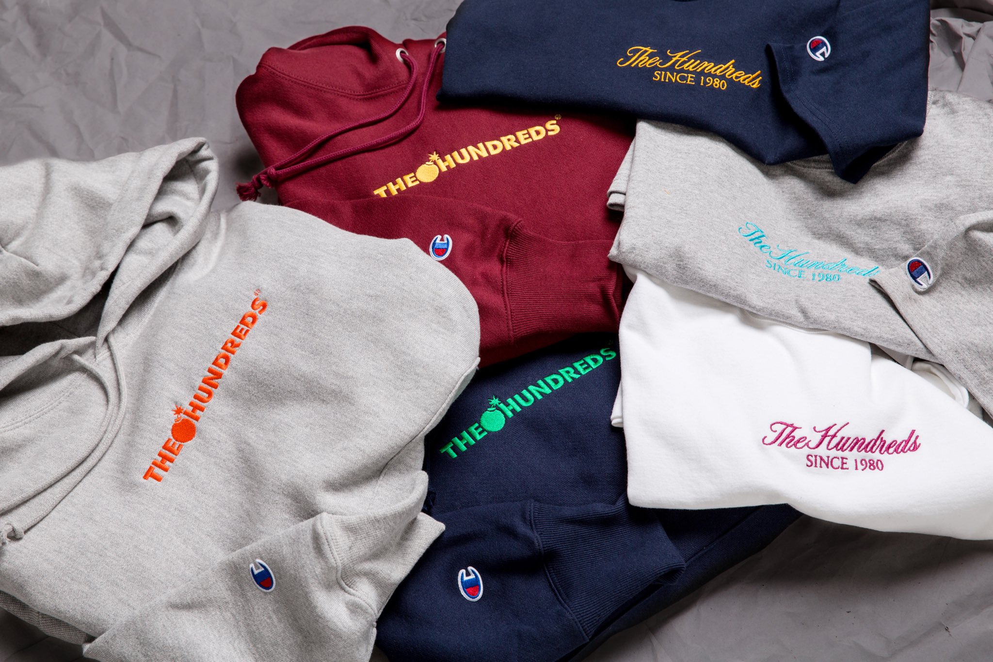\ The Hundreds در توییتر: "New Hundreds Champion Reverse hoodies &amp; Heritage T-shirts // Available at midnight. https://t.co/GXNpIRKSAb"