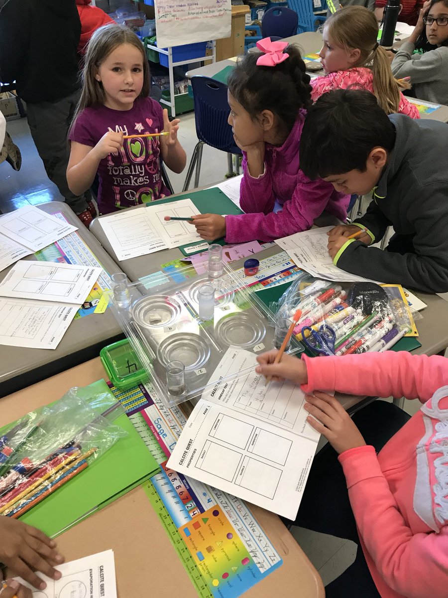 MrsStroly's tweet photo. Working with Mrs. Gentilcore's class to investigate which rocks contain calcite #geologistsatwork https://t.co/CB70oKjbcf