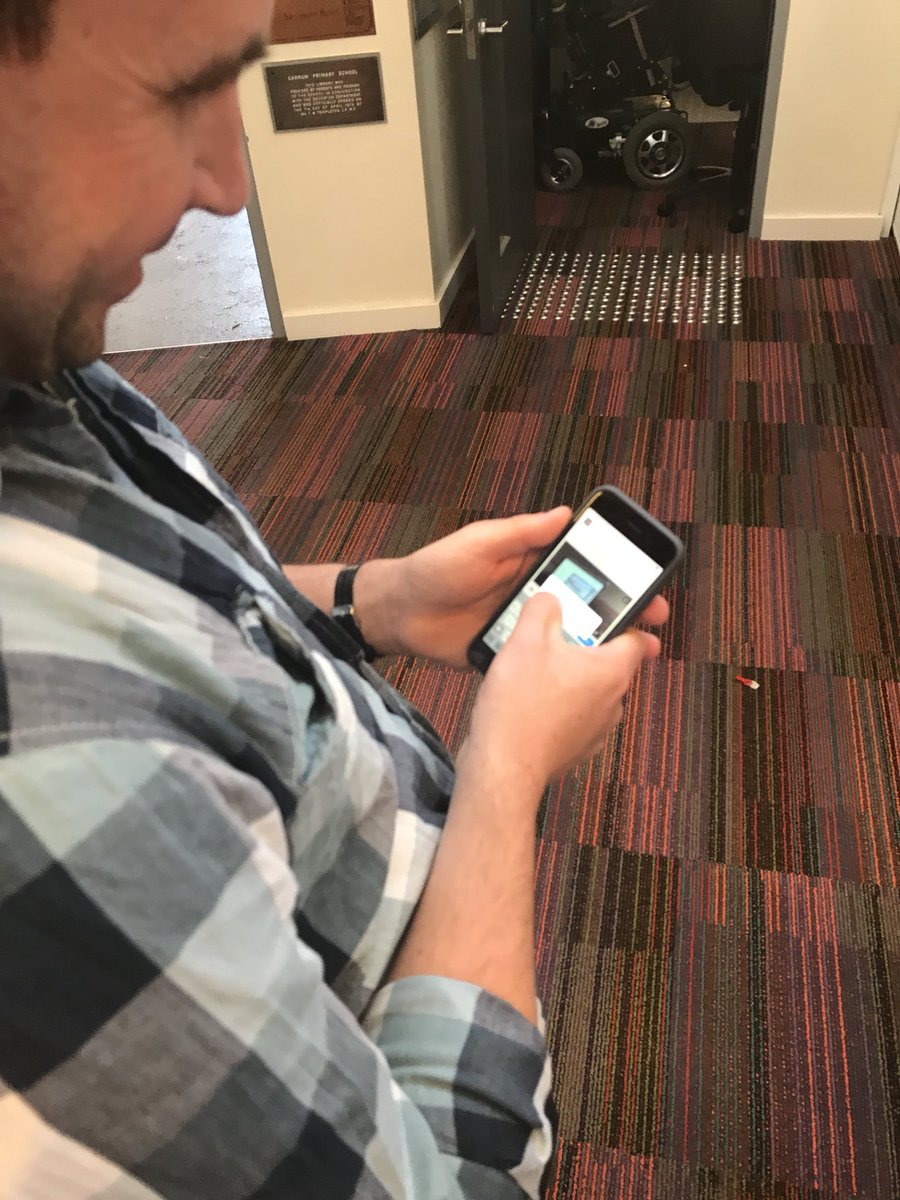 RowellynPark's tweet photo. Live tweeting at the @carrumps #digitech17 student conference. https://t.co/k8pH2TKXKB