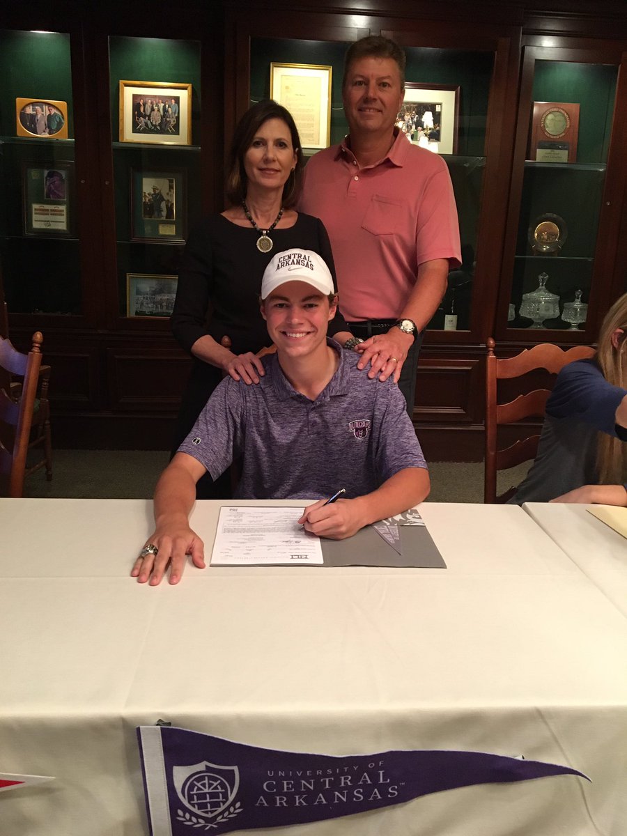 Excited to have officially become a UCA Bear! I would like to thank everybody who has supported me along the way! <a href="/ucasports/">UCA Athletics</a> <a href="/AJGAGolf/">AJGA</a>