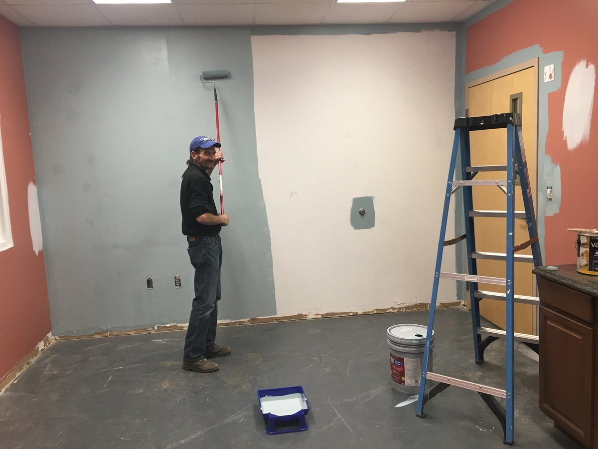 AliceLC17's tweet photo. Chris, Wayne, and Ralph working hard for the break room refresh! #excited #hugechange https://t.co/s8wEfJrdg1