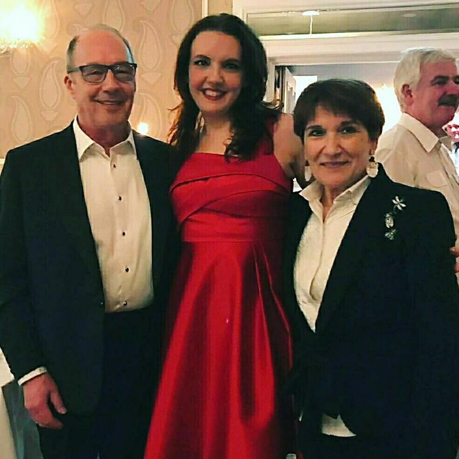 IoanaPipelea's tweet photo. I'm very greatful to @wexfordopera for awarding me the Gerard Arnhold Bursary last Sunday evening, which was generously donated by Anthony and Mayca Arnhold. Thank you all very much! #wfo17 #soprano #opera https://t.co/UemRAIN4za