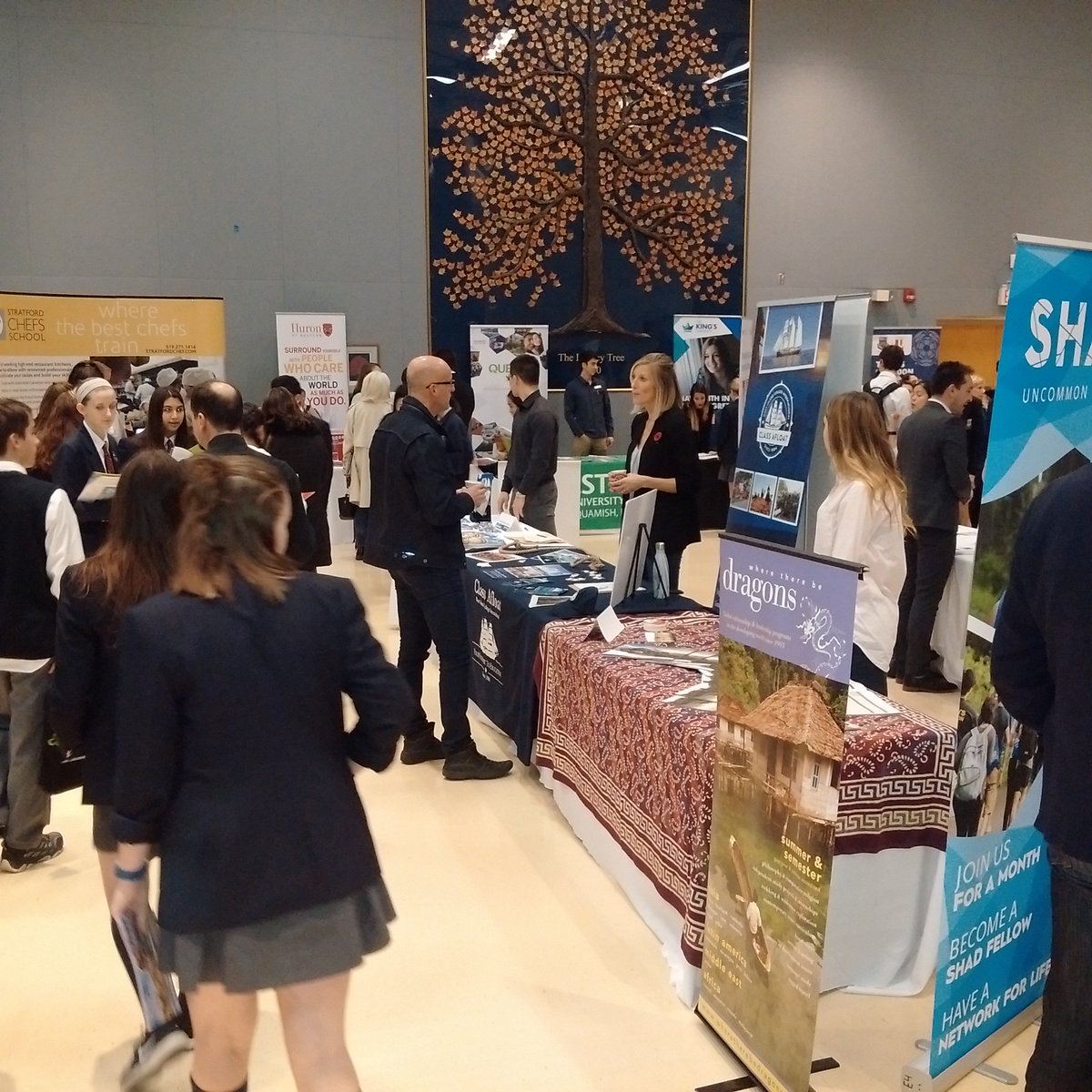 BVGuplan's tweet photo. Oh what a night! Many thanks to our various exhibitors for participating in the #BVGExploreFair @bayviewglen. https://t.co/b6Vf6l8AGy