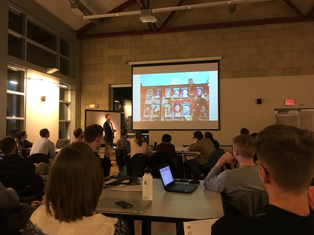 UcNiehoffStudio's tweet photo. Kevin Wright WHRF talks demand-creation to multi-disciplinary design teams in the ULI UC Neyer competition at the Niehoff studio. Thanks K https://t.co/2d7VRtbqMQ