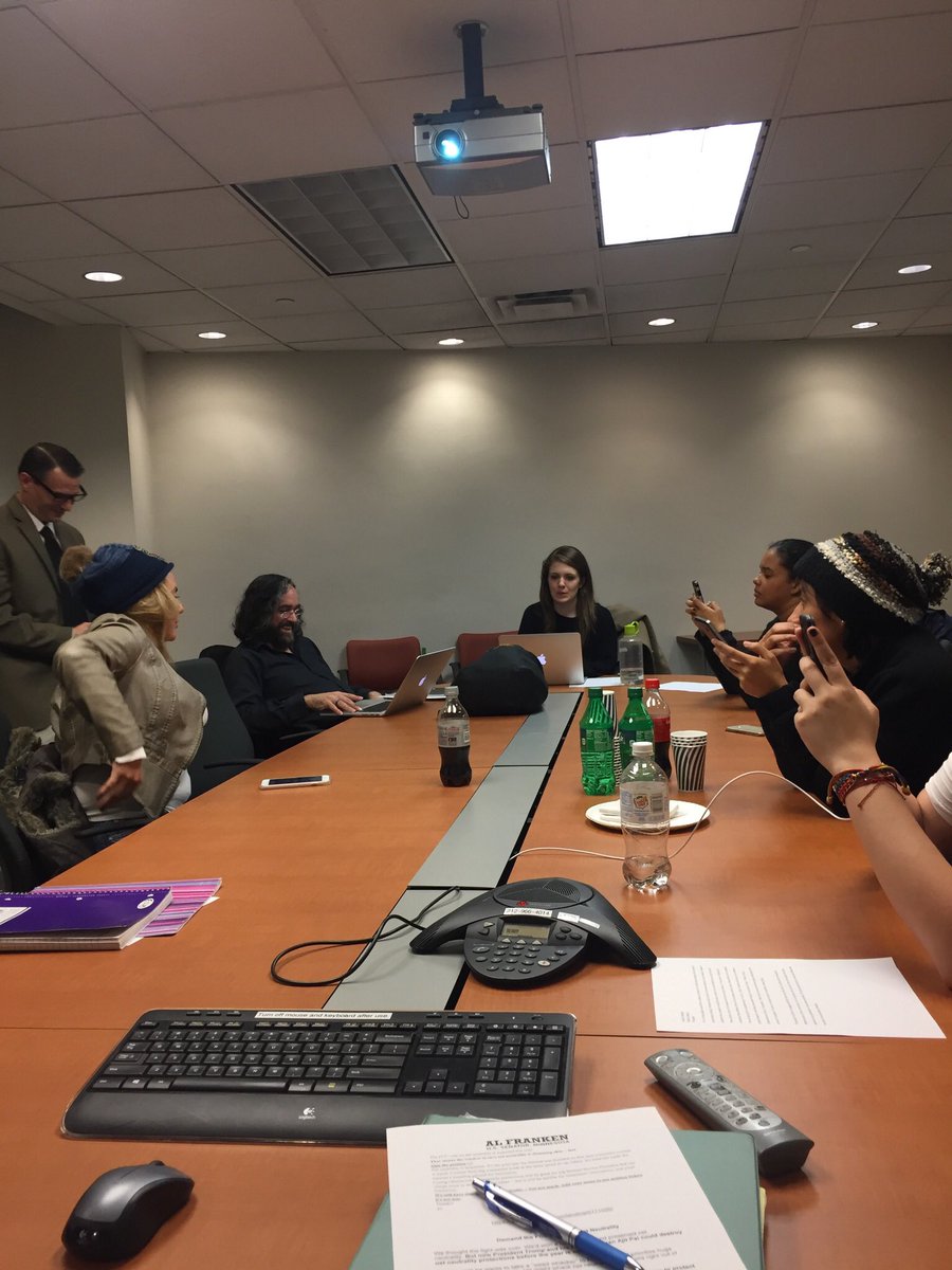 katherinegfry's tweet photo. This. #medialitwk grad students getting the word out about #net neutrality beware @AjitPaiFCC as we change the conversation #bcmedialiteracy https://t.co/FY4a6ufvOW