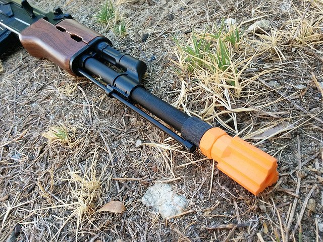 AirsoftOps's tweet photo. With AK 14mm threaded adapter, you can cut your external barrel to the perfect length and still attach a cool suppressor or flash hider. https://t.co/kiIJthj1Mf #AK47 #Airsoft3D #innovation #AirsoftMod #AirsoftTech https://t.co/0zXLd53btm