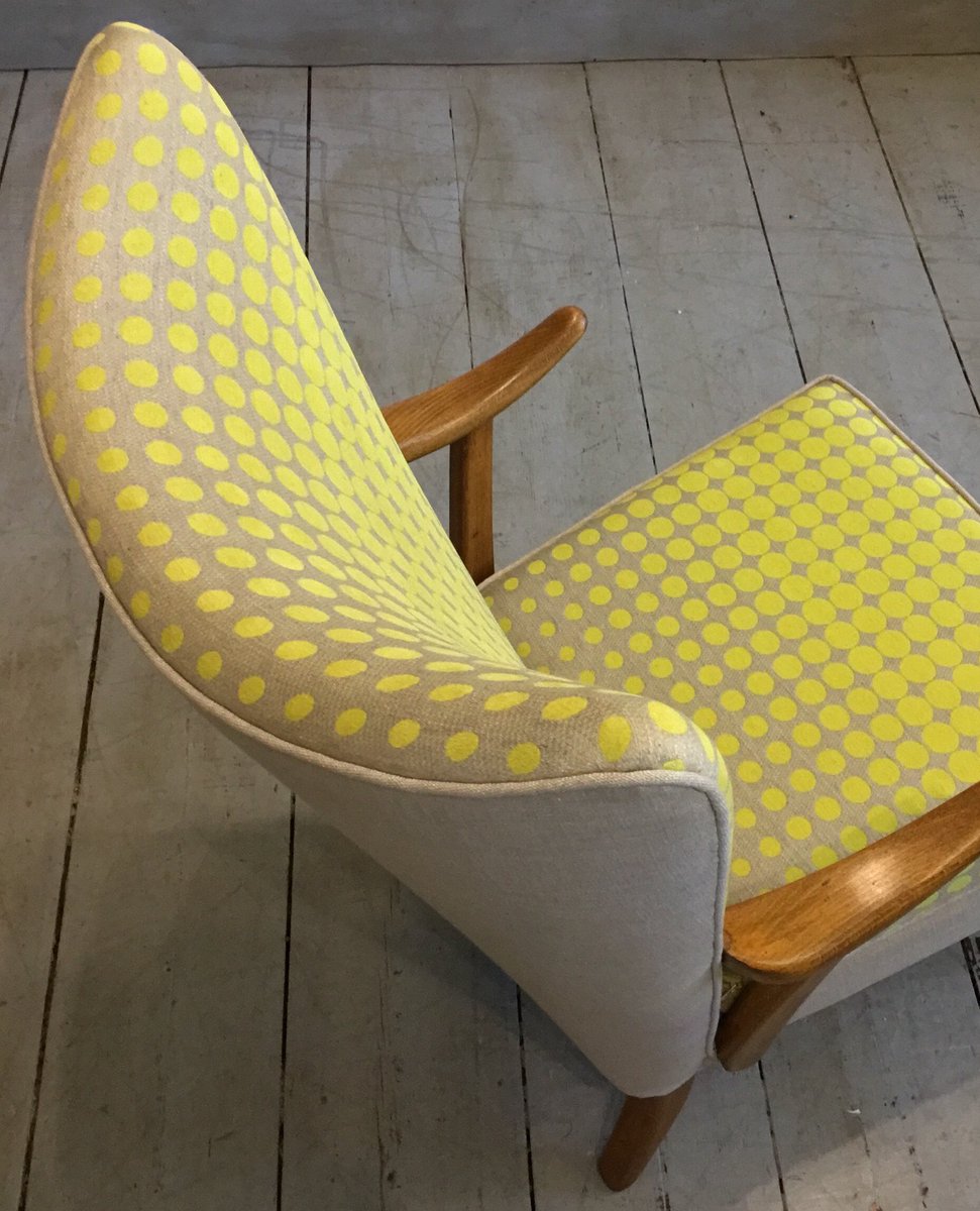 Tozerchairs's tweet photo. Howard Keith design icon for sale at the shop #tunbridgewells #upholstery #designer #howardkeith #retro #style #chair https://t.co/L7setEvnr1