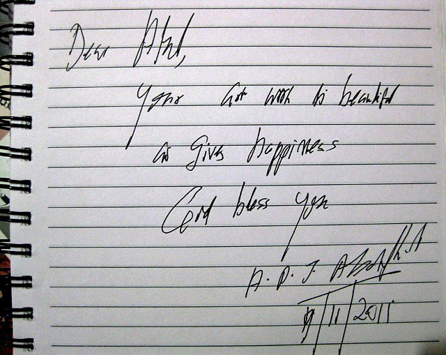 atulojhal's tweet photo. "कलाम की कलम से"- #OnThisDay 09/11/2011, 6:30 PM, @"10, Rajaji Marg, New Delhi" #AppreciationNote for my arts #AtulsSketchings by #DrAPJAbdulKalam #PresidentOfIndia salutations to him 🇮🇳🇮🇳🙏🙏@KalamCenter @srijanpalsingh https://t.co/mptUmkVSDw