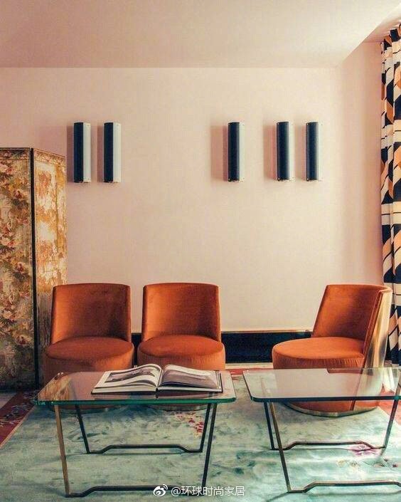 LovDock's tweet photo. Do you like this #color as the main color to #design your room?โญ๏ธ
Find more home chairs HERE>>https://t.co/3LHIOuWL84. #lovdock
#designidea #decor #apartment #red #orange #chairs #livingroom #table #colorful #creative #warm #winter https://t.co/91K4606lM3