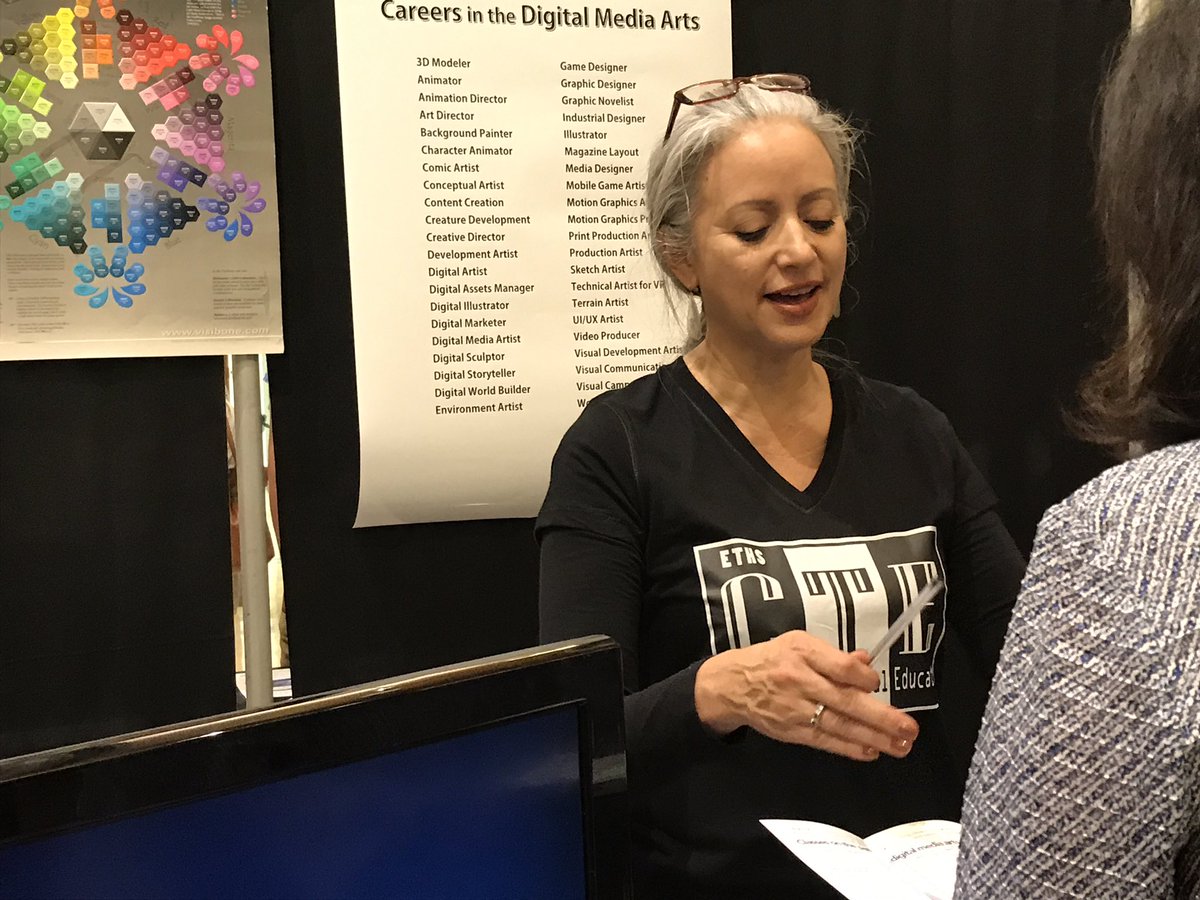Lisa_A_Carrillo's tweet photo. @SVUSDSchools Career Fair is up and roaring!  ROP info; SVUSD CTE programs and careers and more! https://t.co/bIWl832LLA