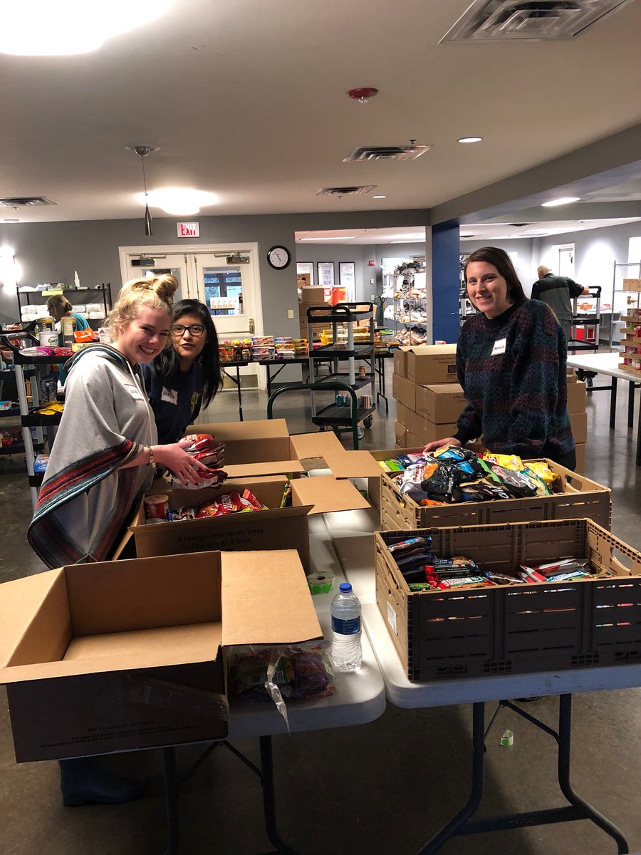Plano West Ffa On Twitter Today We Gave Back By Volunteering At