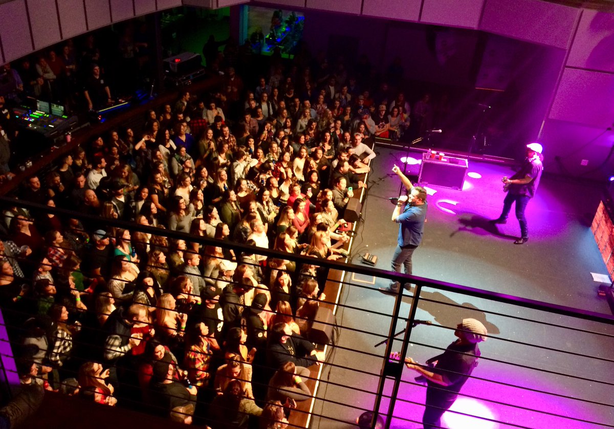 1019POR's tweet photo. Portland Maine LOVES @EliYoungBand and #SaltwaterGospel #AURA #WPOR https://t.co/mJ1SmWpvbU