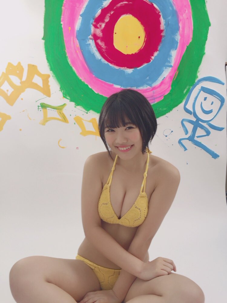 虹のコンキスタドール 高校2年16歳 的場華鈴です！ この度、週刊ヤング