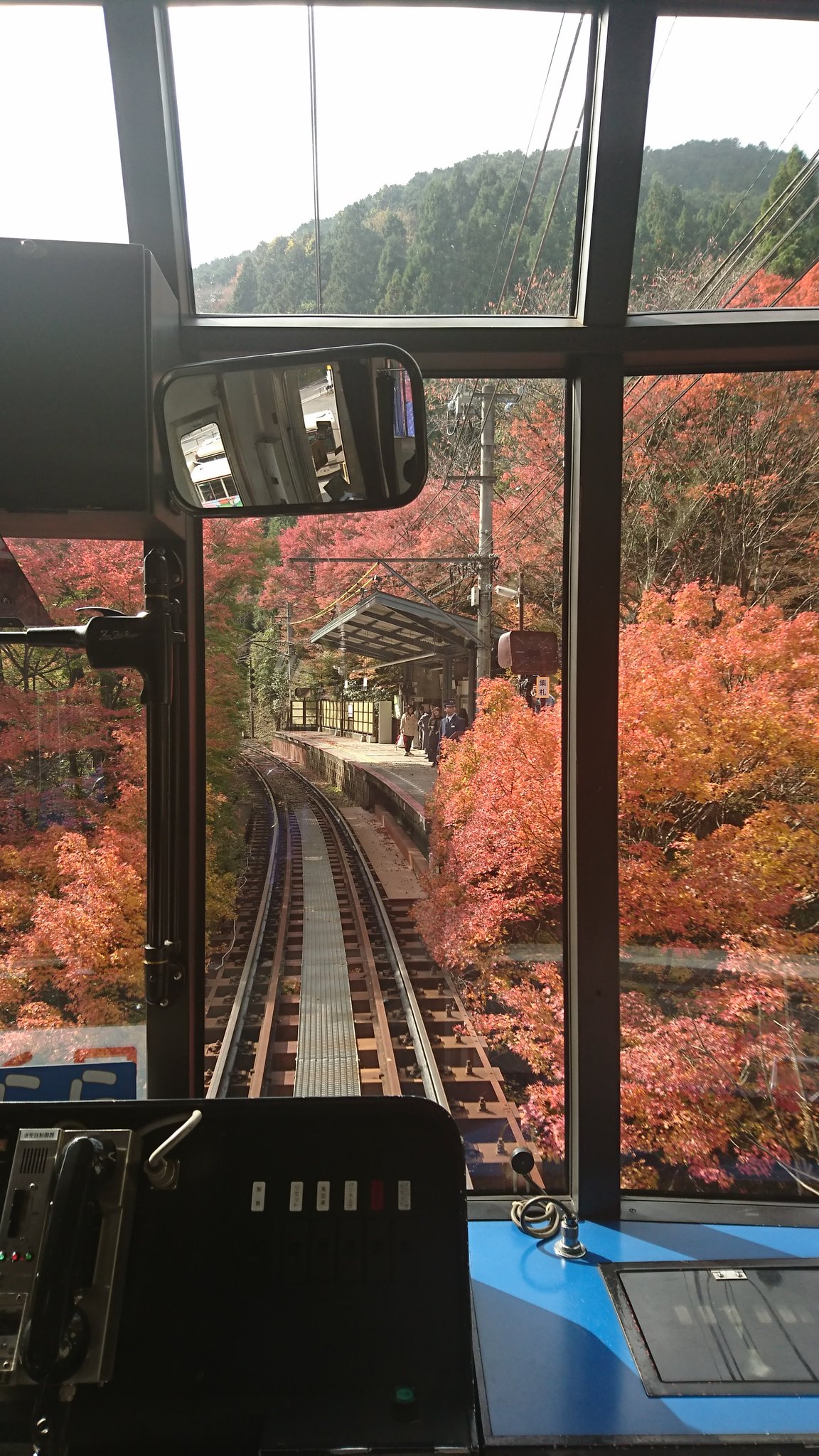 車窓から DOKPuQNVAAAehrZ.jpg:large