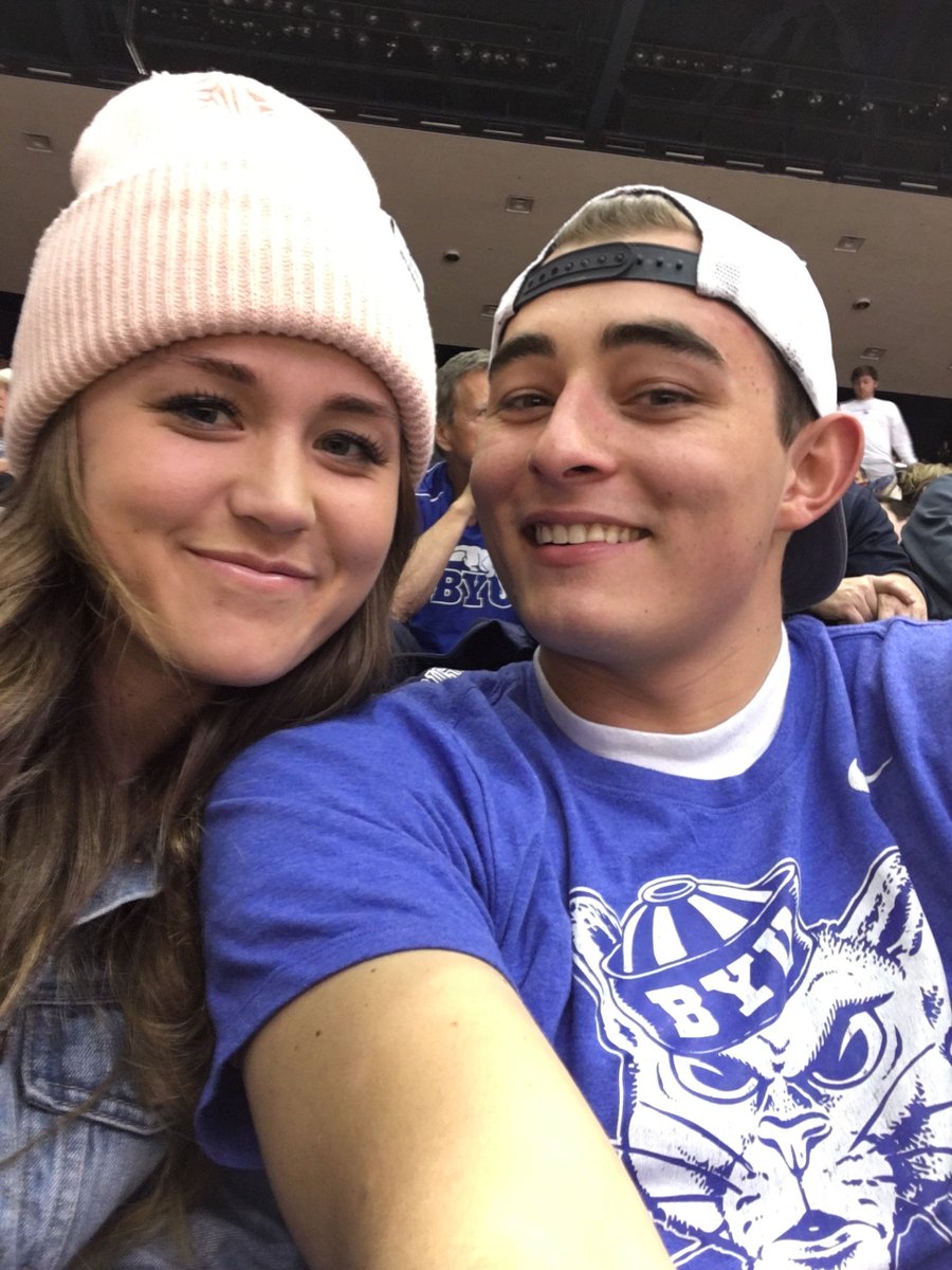 mads_davis7's tweet photo. #imlovinBYU #byuhoops https://t.co/tGDYShkk5C