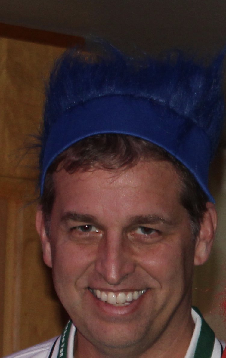 TimWallaert's tweet image. Last time I got together with @LenTesta at WDW at this time of year, I turned into a troll and @SJWallaert became a ski jumper...can't wait to see what kind of shennigans will happen when we add @JimHillMedia to the mix!