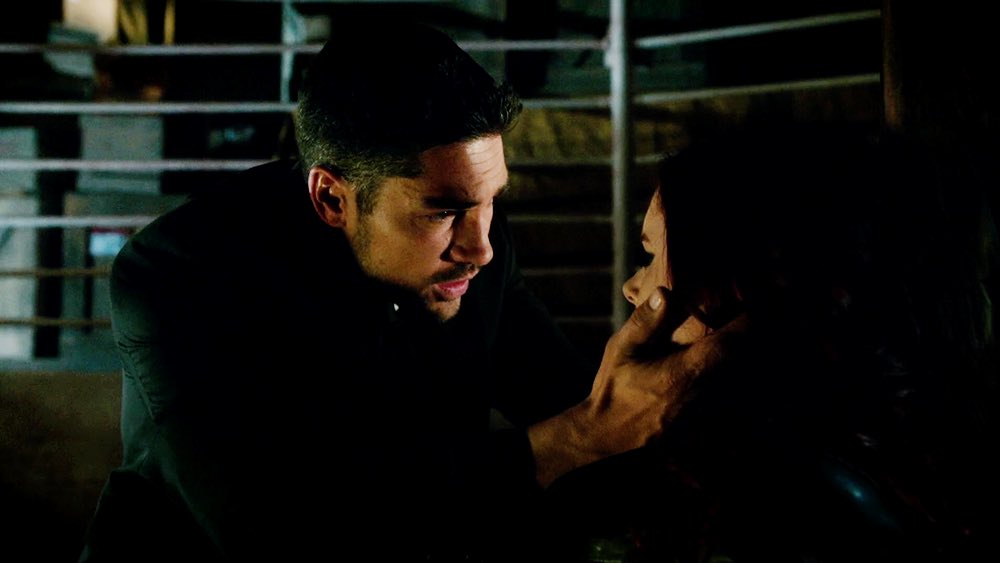 sethkate's tweet photo. Those Looks™ at Kate Fuller
#FromDuskTillDawn https://t.co/ABrfuX61Pg