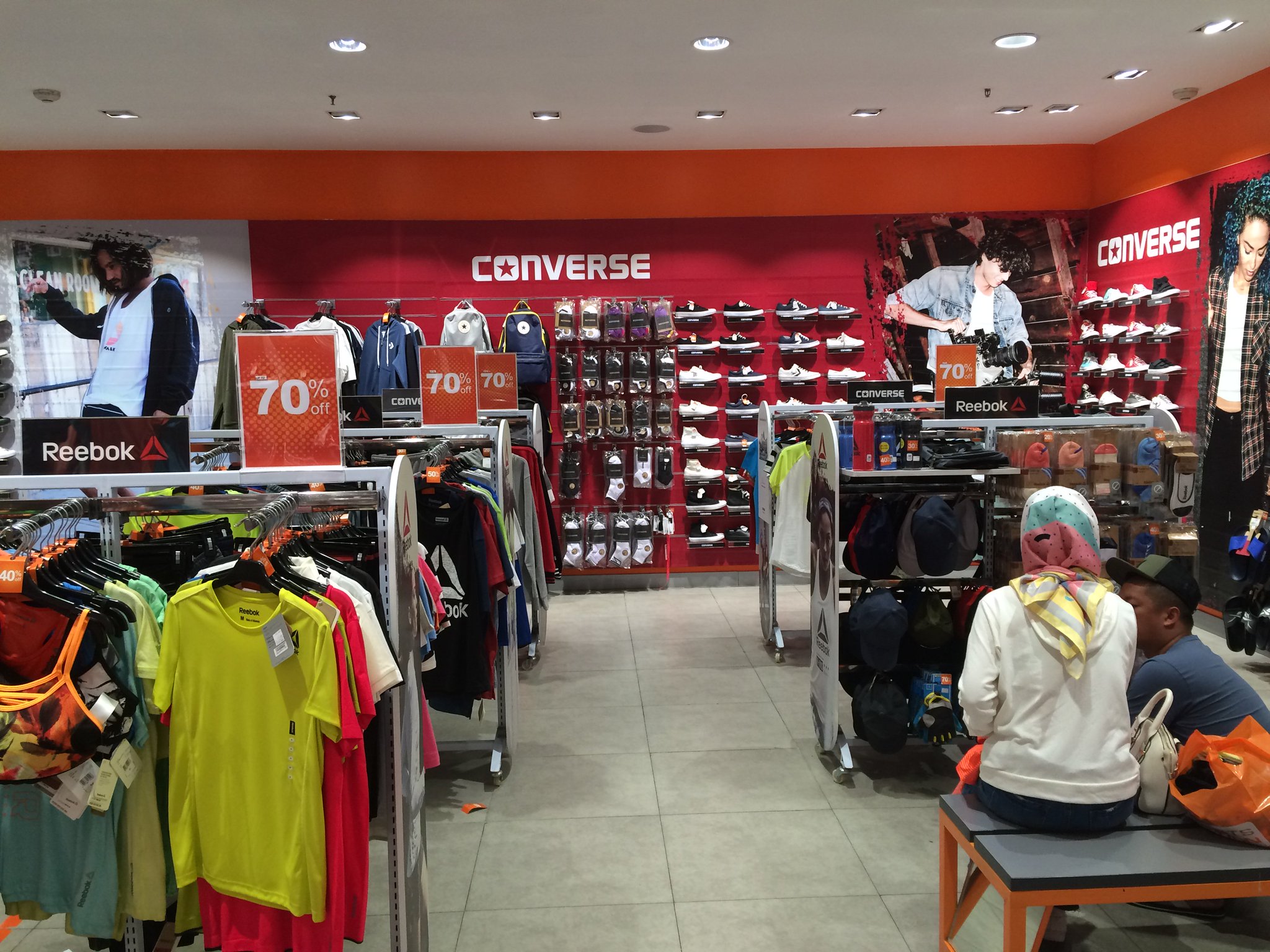 outlet reebok di bandung