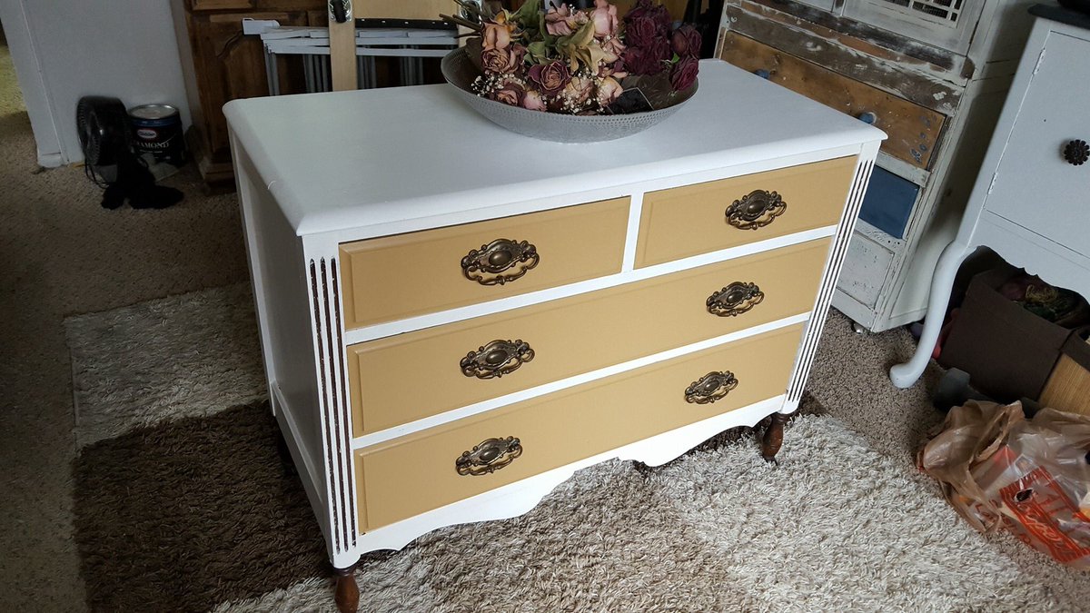 RewindVintageCO's tweet photo. This piece is available. It measures 40"w x 19"d x 31"t. It features original hardware, dove tail drawers and working caster wheels. We're asking $220. Delivery is available. #shoplocal #BumpcycleIt https://t.co/n6qh7V9tRm