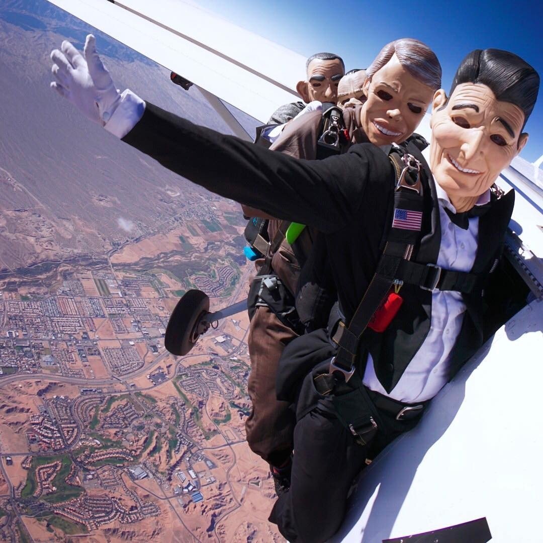 They had a little fun in Nevada this weekend. 
📸 by <a href="/ducpower89/">Levi Arnone</a>
Skydivers: @... instagram.com/p/BbQqHIHHBcR