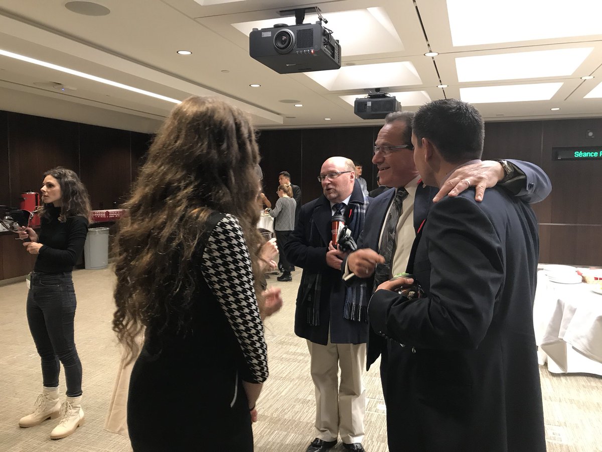 Albrecht4KitCon's tweet image. My Canada young people on the Hill, tx for your positive vision, your faith, your inspiration and the joy that you spread to MPs on Parliament Hill!@Jamie_Schmale @KellyMcCauleyMP @LarryMillerMP @KentThornhillMP