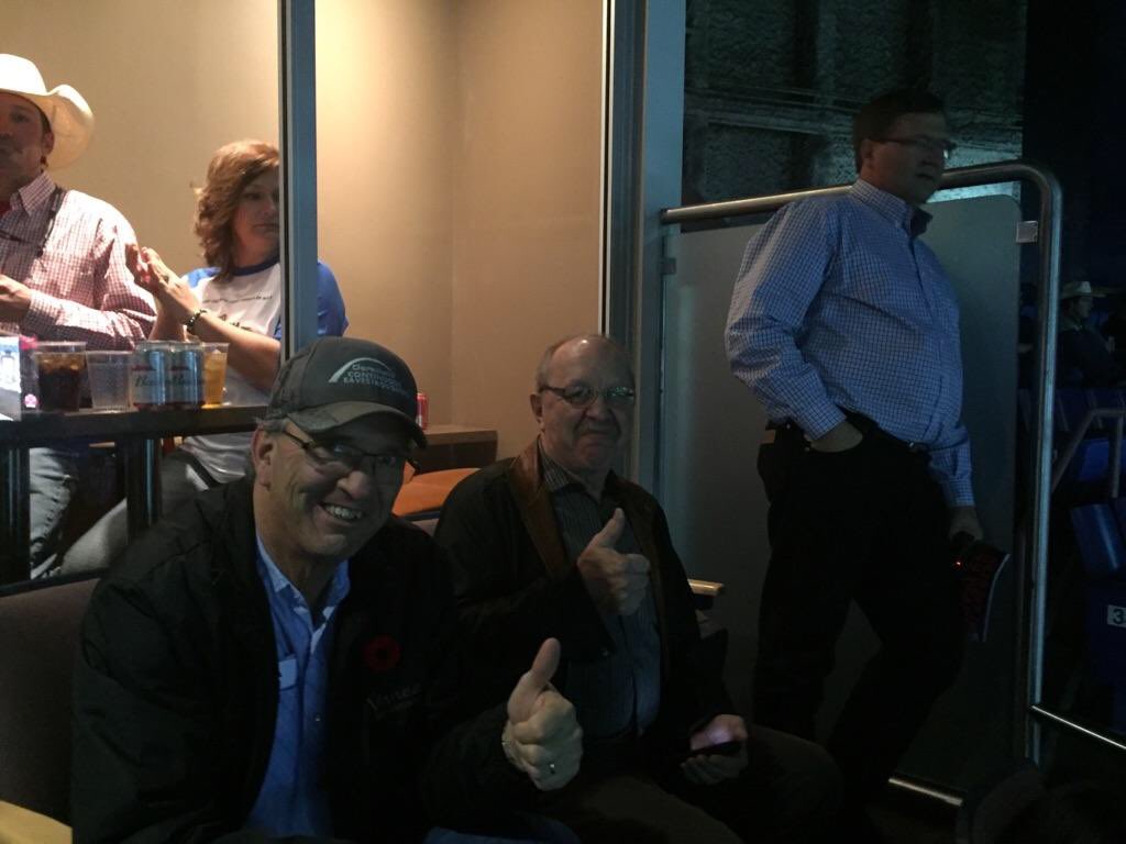 RickStrankman's tweet photo. Hanging with friends @DschneiderDave @DrewBarnesMLA and @jkenney the #CFR this evening. #UCPUnity #UCP #Drumheller #Stettler https://t.co/rUIGrAVZ9v
