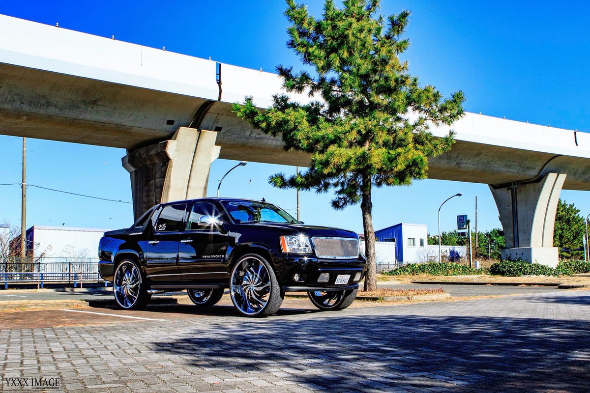 Yuuxxxxxx ゆう A Twitter Chevy Avalanche 圧巻の32インチホイール Tbt シボレー アメ車 アバランチ 32インチ Photography 5dmak4 Yxxx Image Photo By Yuuxxxxxx