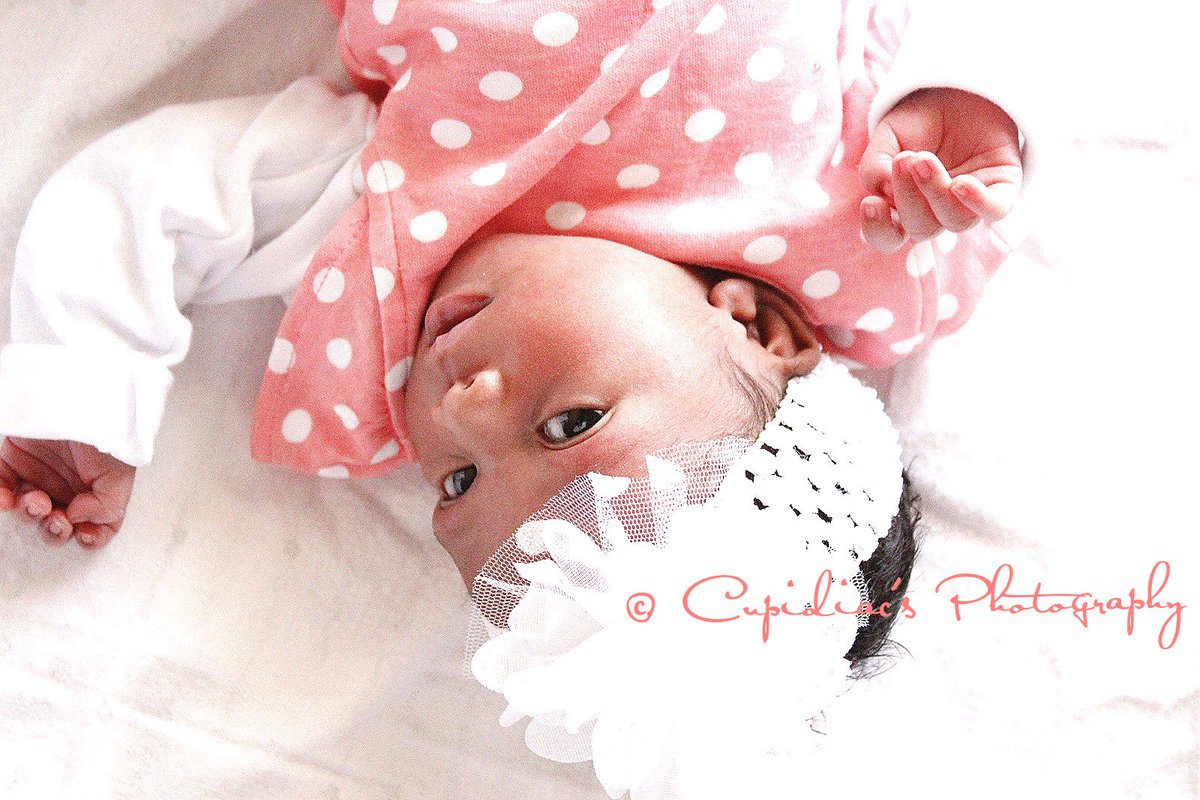 TRaswi_Kadiaka's tweet photo. So cute and so timeless
#AllNewbornProps #CreateANest #posingring #posing #newbornprop https://t.co/XxARDXHrwF