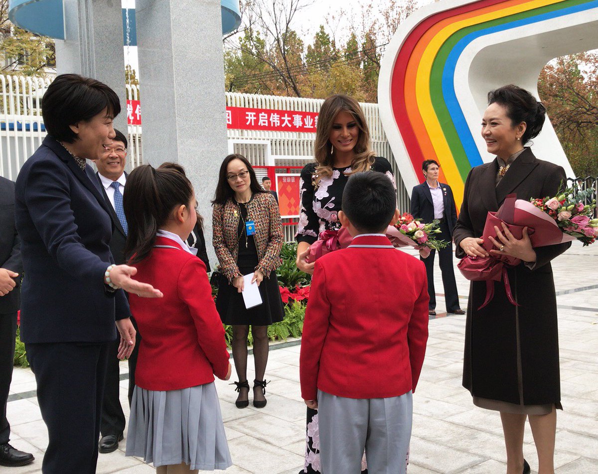 First Ladies Melania Trump and Peng Liyuan visited students at Banchang  Elementary School where they sat in on a fashion design class. #POTUSinAsia