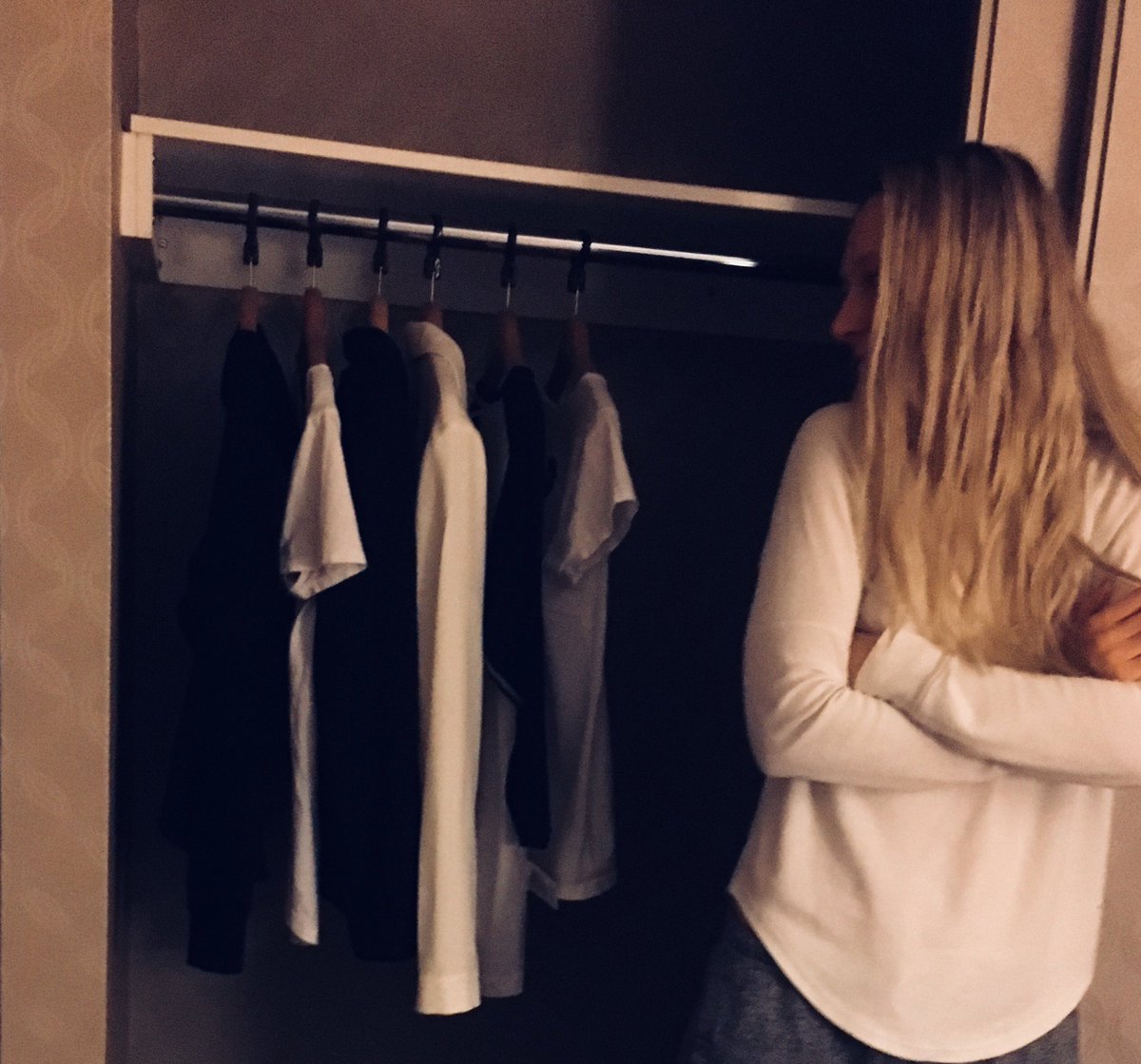 KinSofiya's tweet photo. Super plain. Super boring. Plain & standard. Plain Jane. @UFFHamilton #makeemplain #FTI2k17 #FTIplainparty https://t.co/d971c7Vqxr