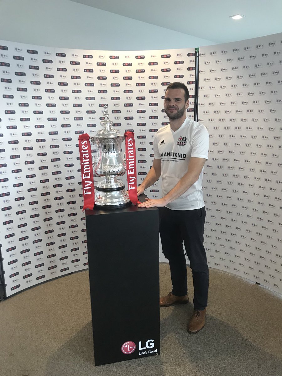 Amazing day at @LGUK launching our new @jimandtonicvan kit, and ...