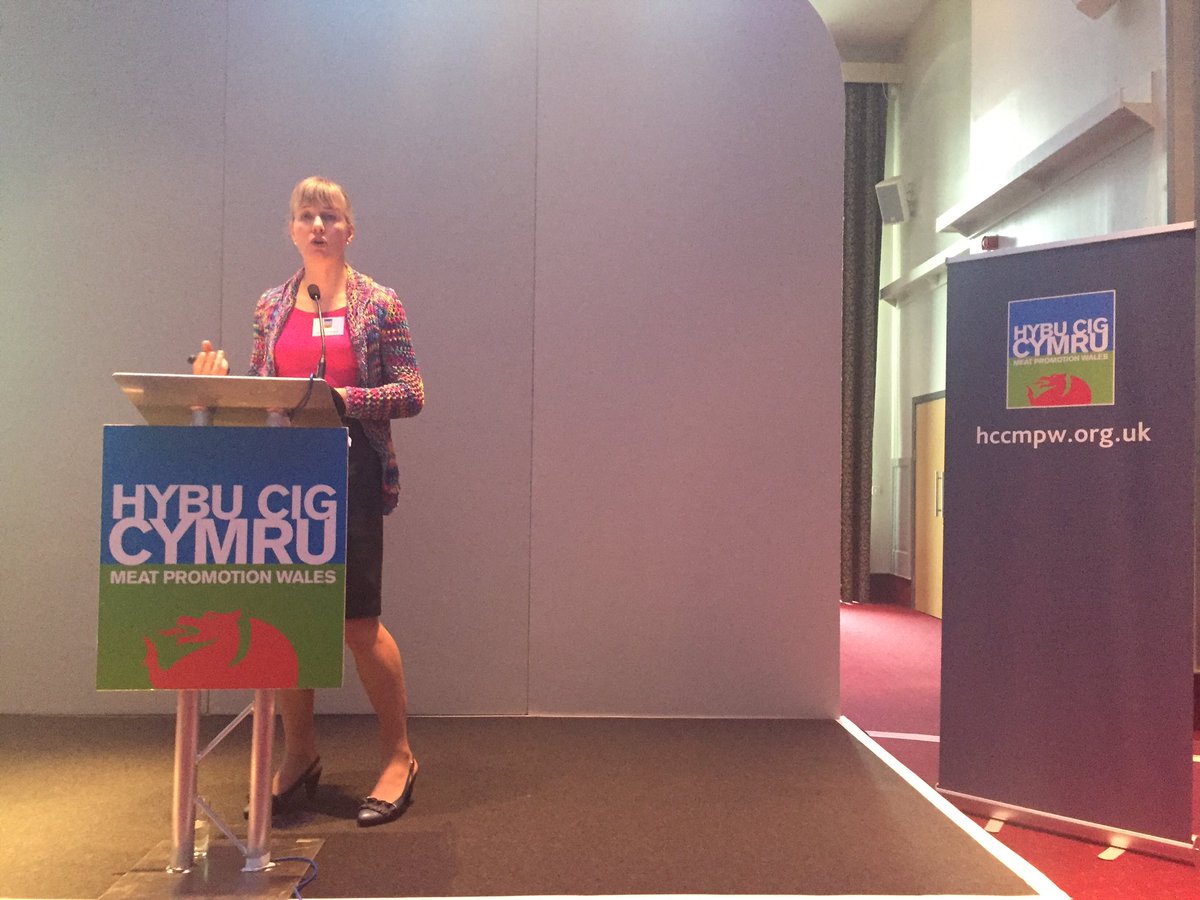 Lean red meat, says @DrCarrieRuxton, has no impact on diabetes and heart health 
#HCCconference